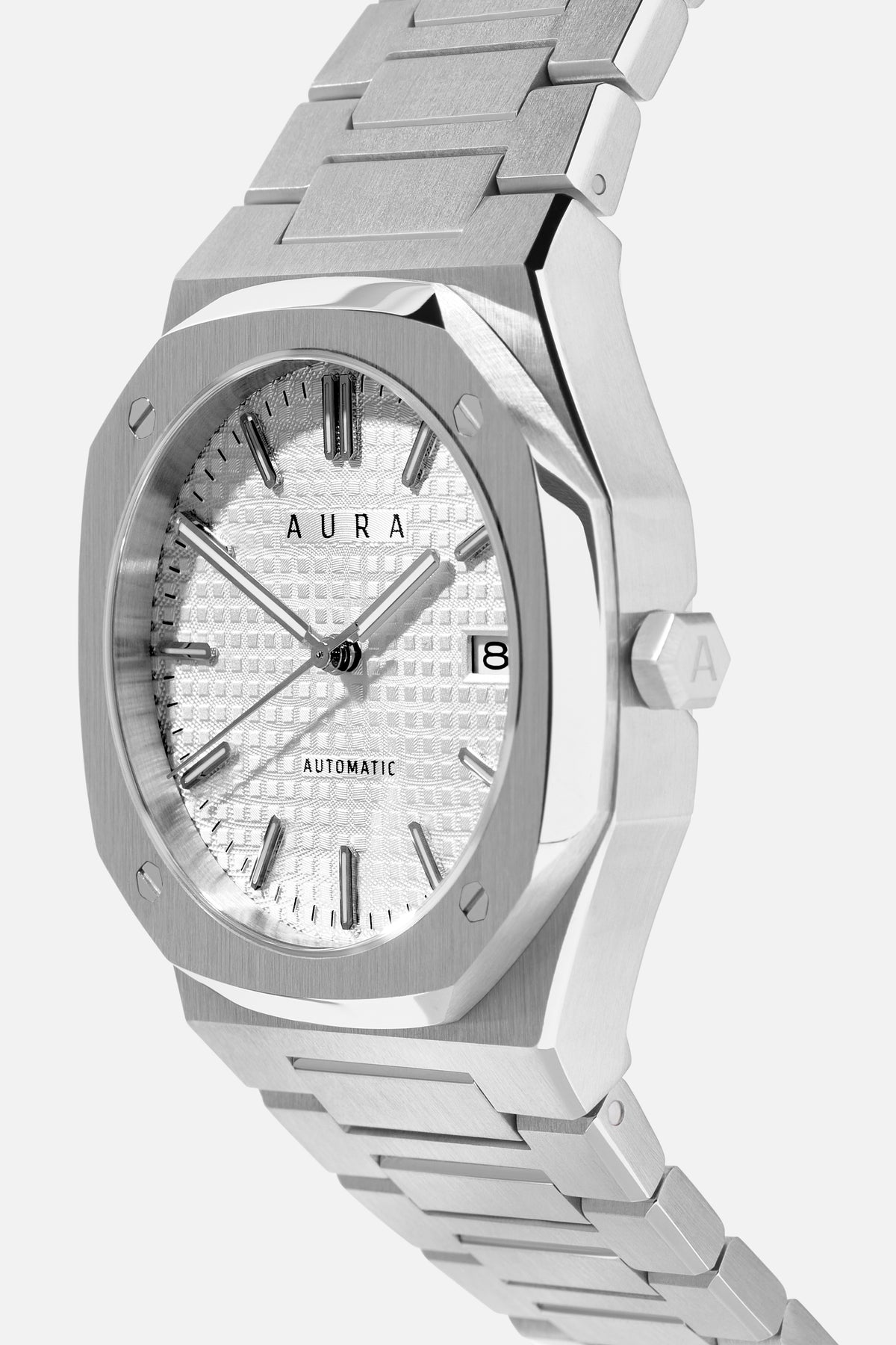 Date 001: Steel/White
