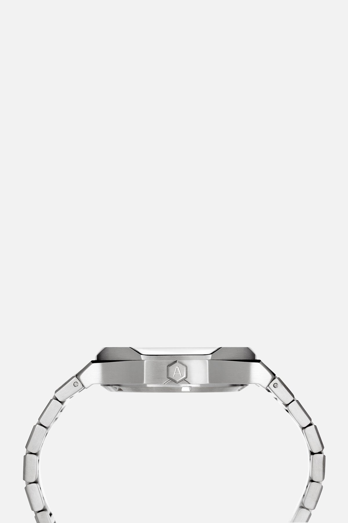 Skeleton 002: Steel Frost
